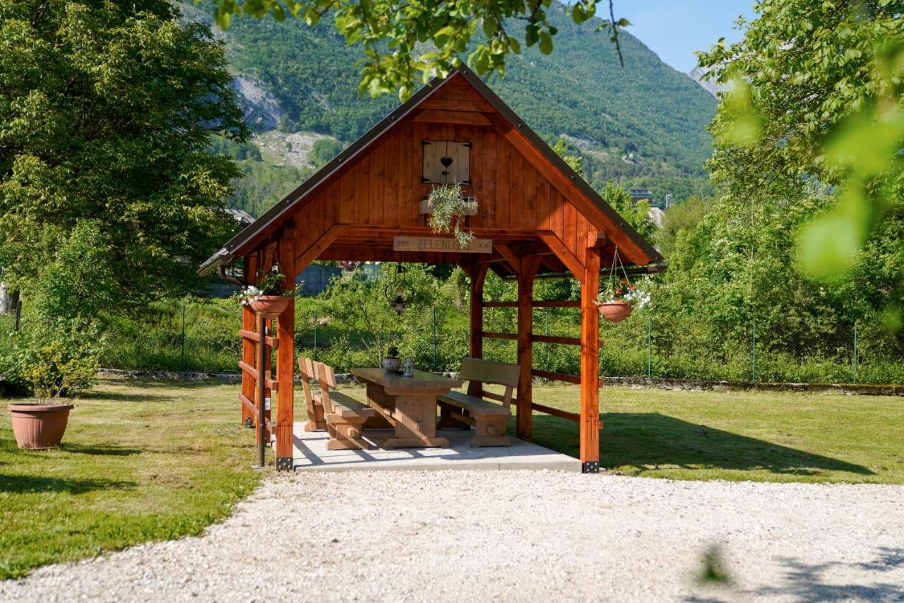 Holiday House Zeleni Gaj โบเว็ก ภายนอก รูปภาพ